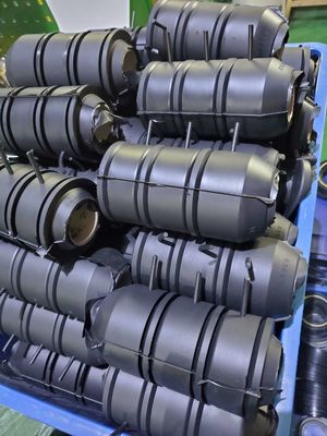 Chén hút áp suất cao 10.000 psi lõi thép cho dụng cụ hút giếng khoan dầu khí với kích thước tùy chỉnh