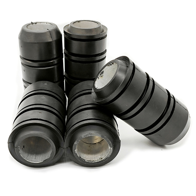 Phạm vi rộng nhất của kích thước 2 3/8 " 2 7/8 " 3 1/2 " thép lõi cao su dầu satates Swab Cups